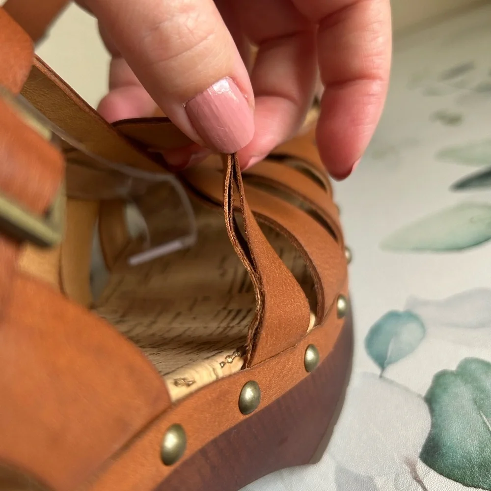 Korks Whitney Platform Heels